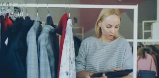384-wiosenna-kolekcja-w-sklepie-jak-przewidziec-trendy-zakupowe.webp